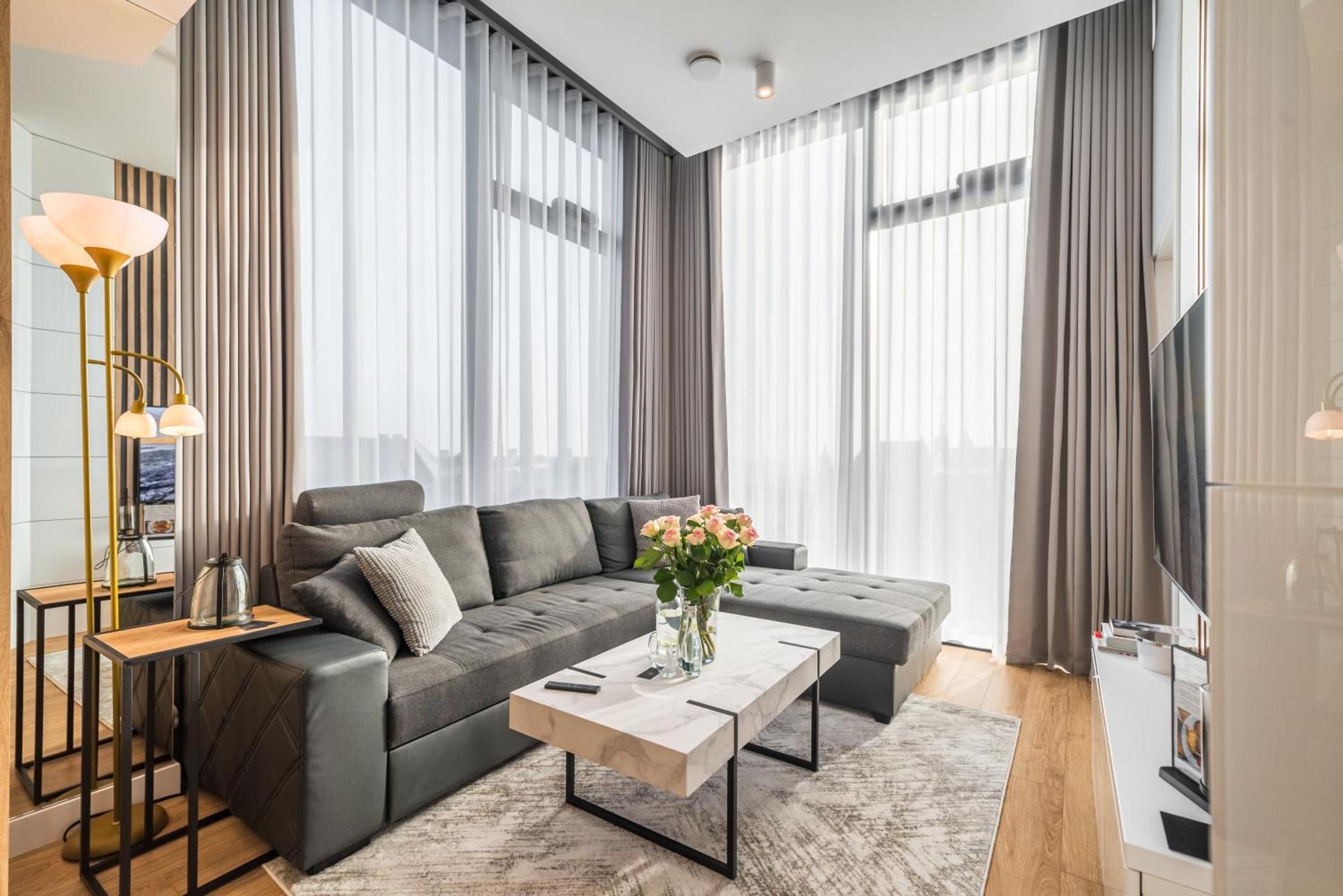 Q18 Aparthotel Bydgoszcz Buitenkant foto